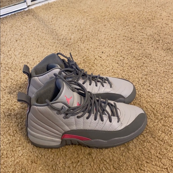 Air Jordan 12 Retro GS “Vivid Pink”